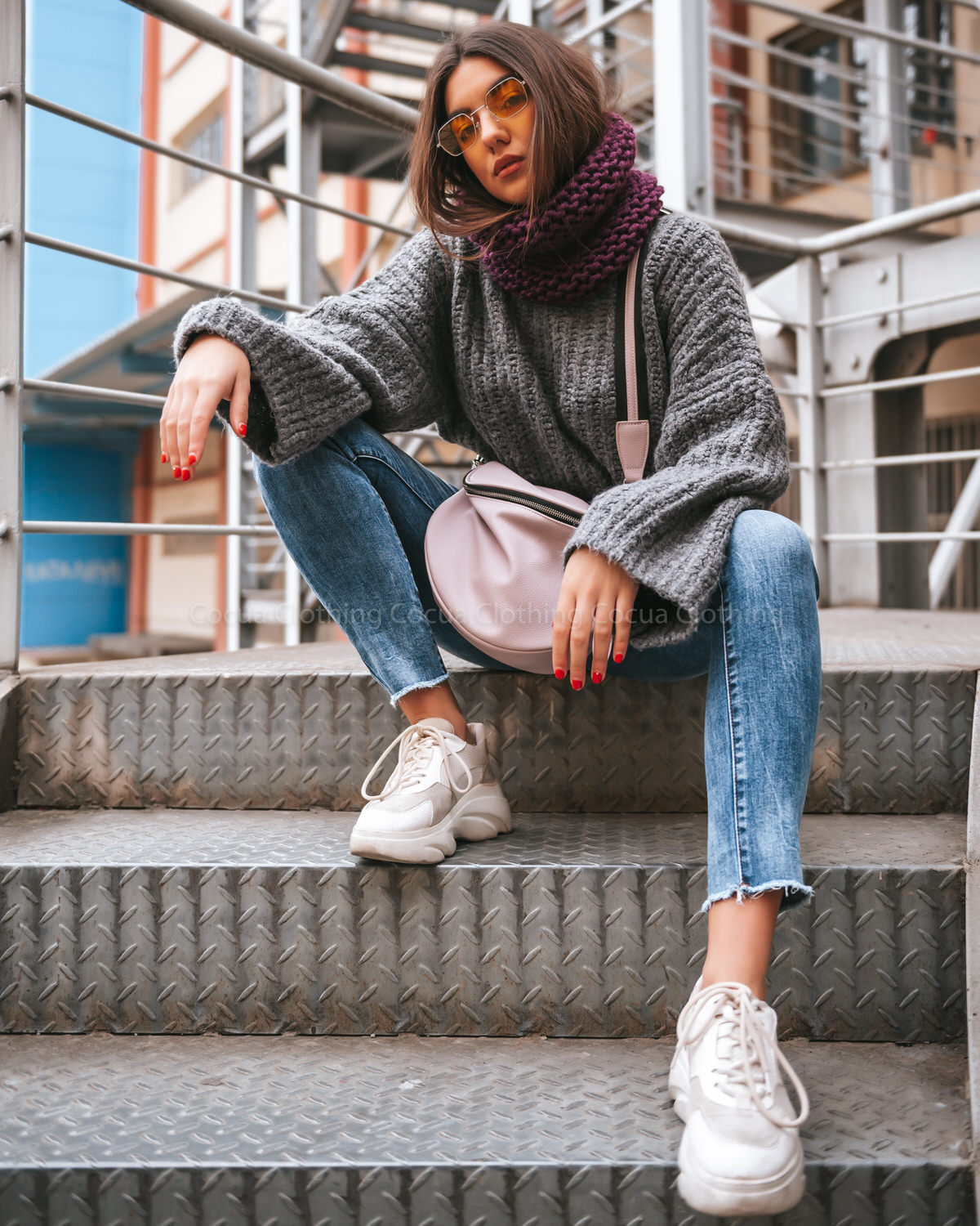 merida-neckwarmer-purple1